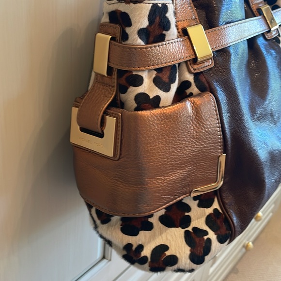 MICHAEL KORS leopard and brown and gold leather bag - Picture 7 of 14